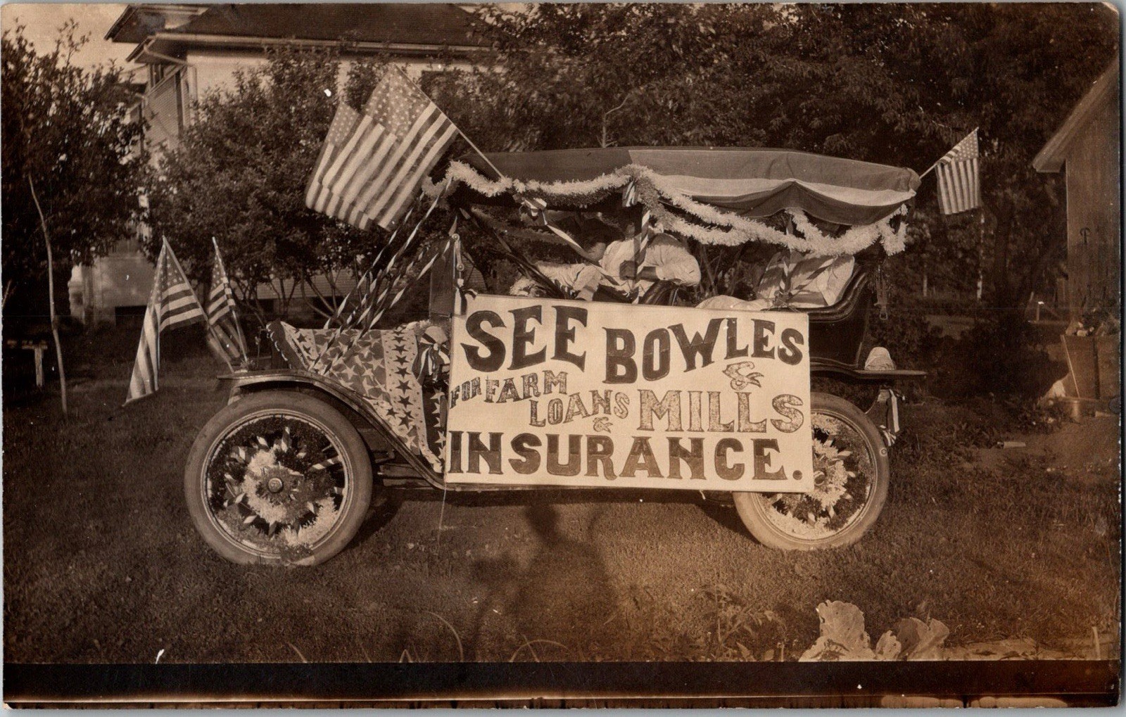 1909 RPPC Bowles Farm Loans Advertising 4th Of July Parade Patriotic Car KO4