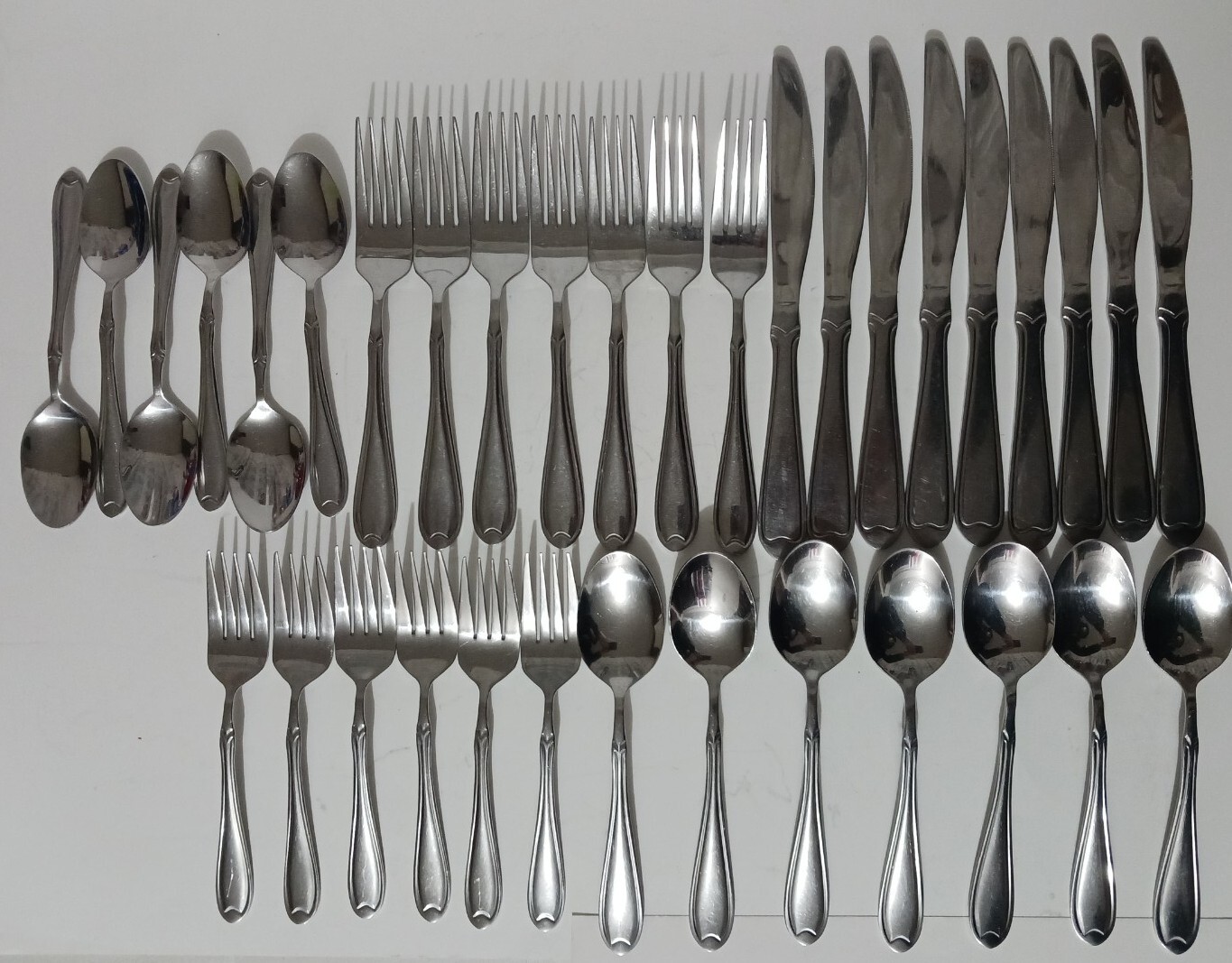 Vintage Pfaltzgraff 18/0 PFF52 Stainless Flatware 35 Pcs  Forks Spoons Knives 