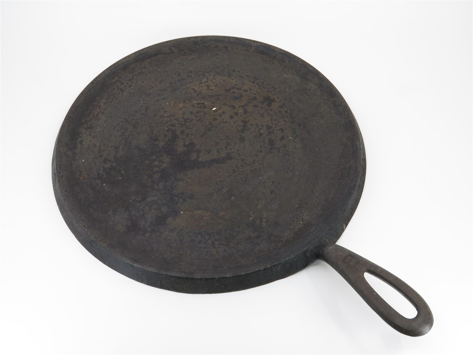Vintage 1920-1939\'s GRISWOLD Cast Iron Griddle #9 Block Letters 