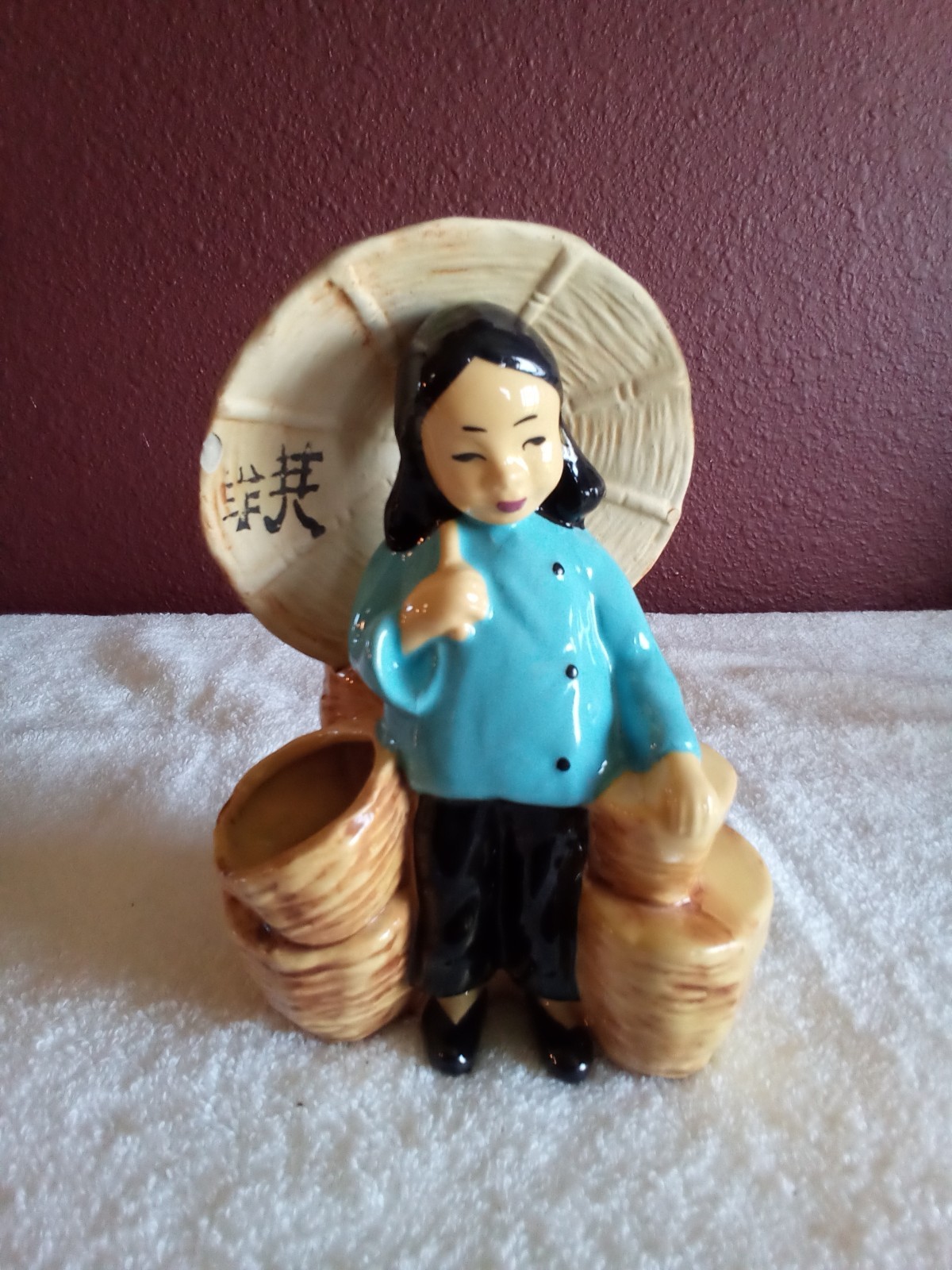 Vintage Handpainted California Pottery Asian Woman w/Umbrellaand Baskets Planter Vintage Handpainted California Pottery Asian Woman w/Umbrellaand Baskets Planter