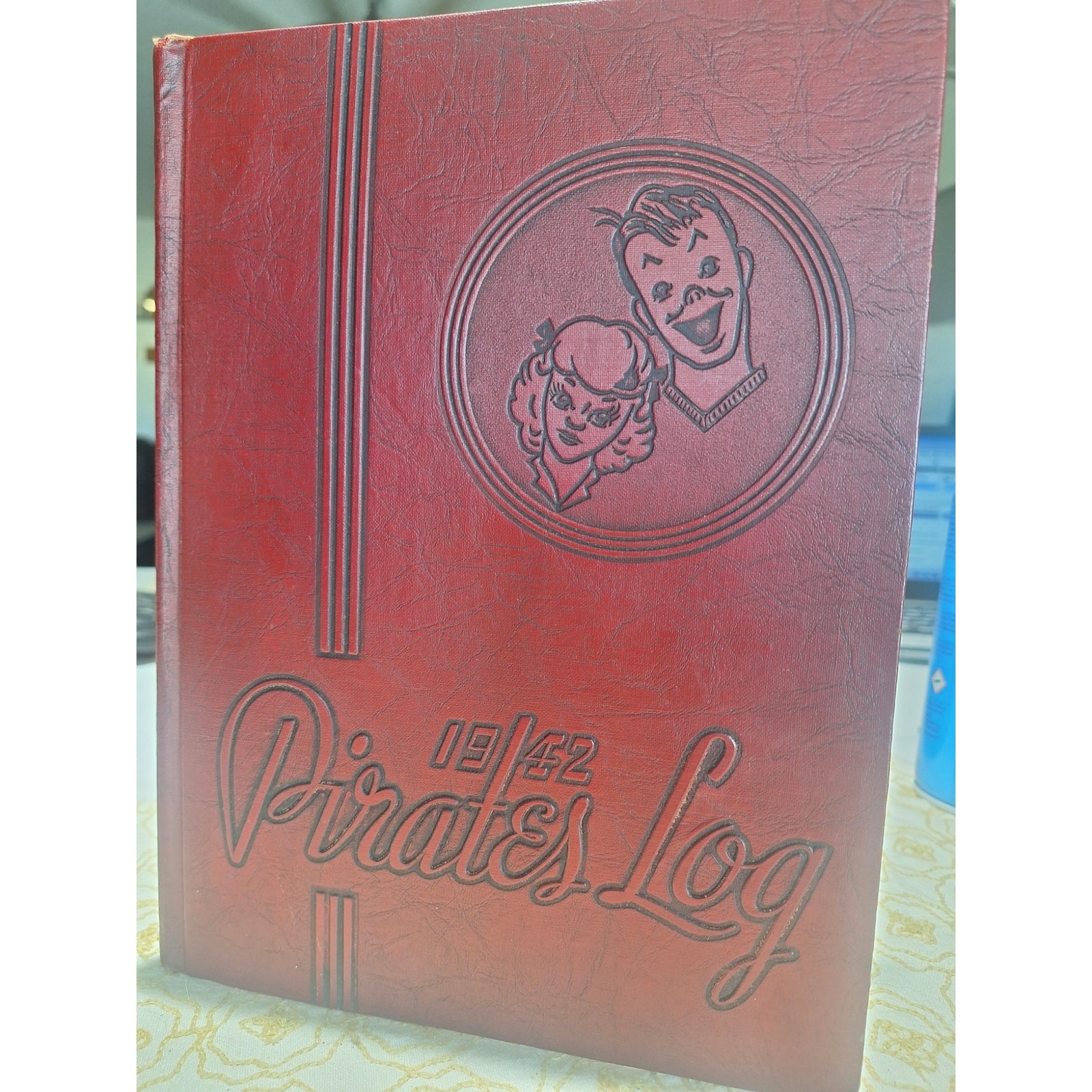 1942 Highline High School Pirates\' Log Yearbook Carolyn Wilkinson Wilkie Signed 1942 Highline High School Pirates\' Log Yearbook Carolyn Wilkinson Wilkie Signed