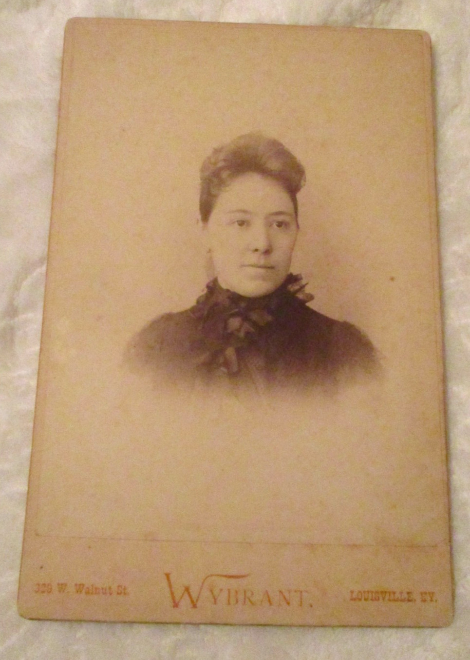 Antique~Cabinet Card Photograph~Unidentified Woman~WYBRANT~Louisville, KY~1800\'s Antique~Cabinet Card Photograph~Unidentified Woman~WYBRANT~Louisville, KY~1800\'s