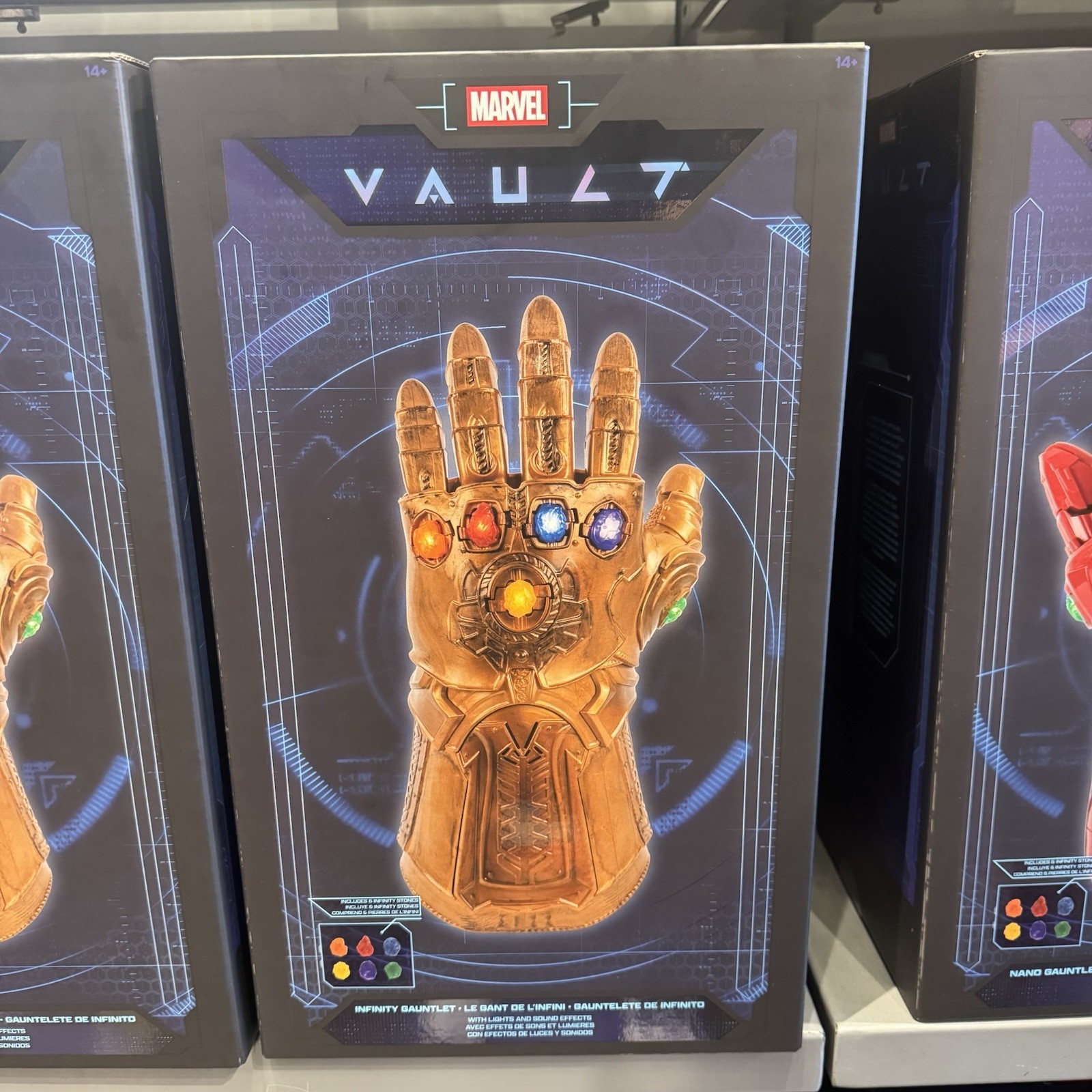 2026 Disney Parks Marvel Vault Collection Thanos Infinity Gauntlet New In Box