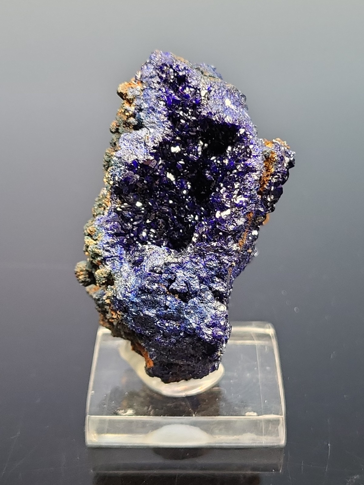 SPARKLING Azurite, Cole Shaft, Bisbee, Arizona, USA SPARKLING Azurite, Cole Shaft, Bisbee, Arizona, USA