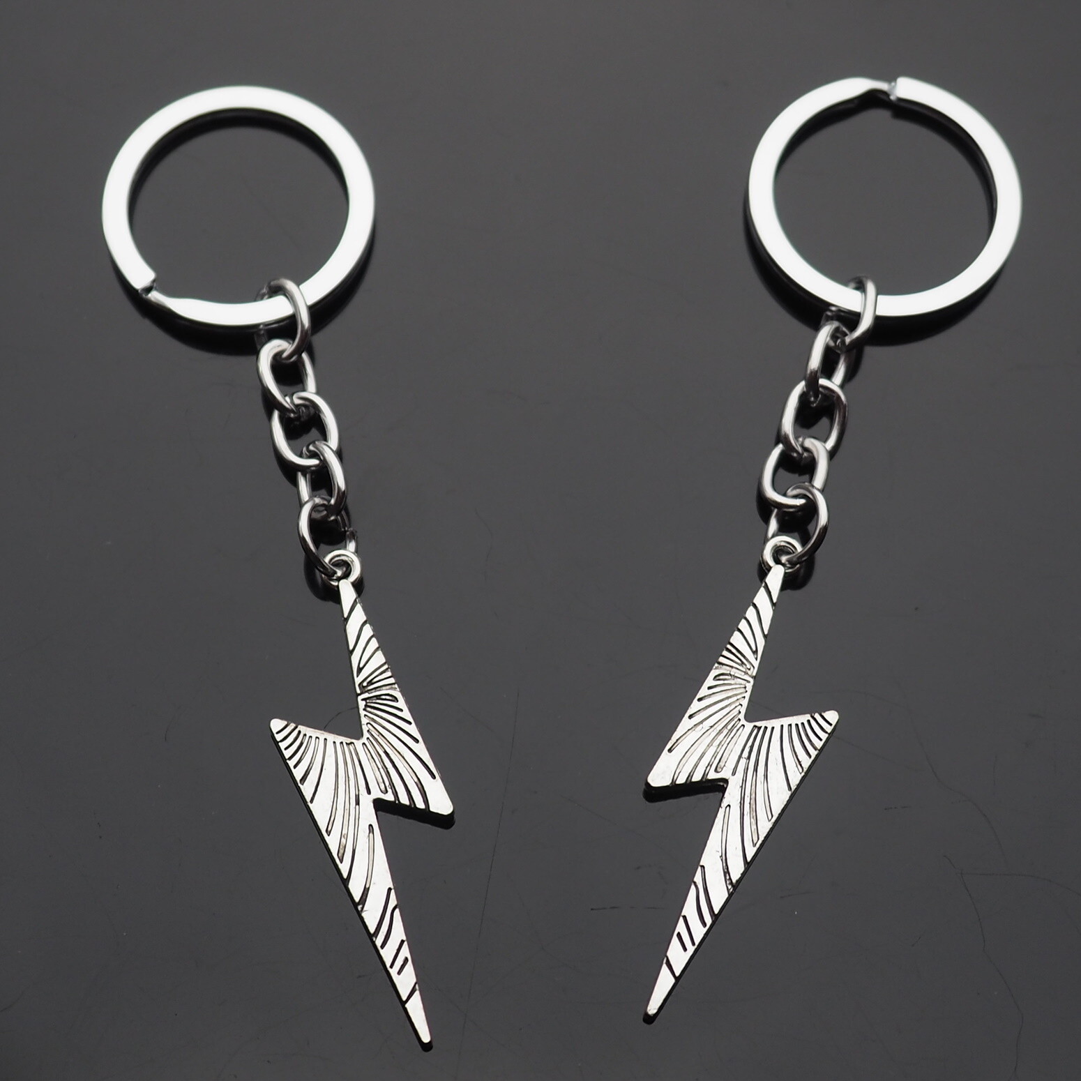 2x PCS Lot - Lightning Bolt Electric Shock Pendant Charm Keychain Key Chain Gift