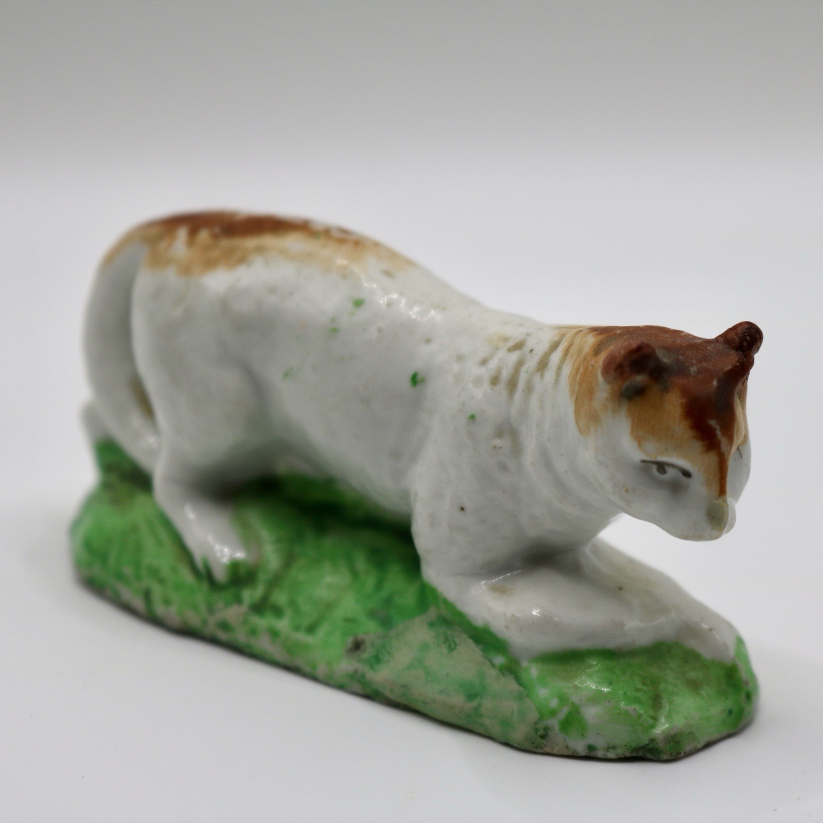 Antique Georgian Staffordshire Pearlware Crouching Cat Figurine 19thC Solid Base