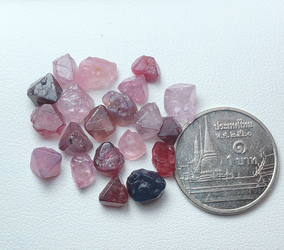 5.3 Gram/Natural Terminated Spinel Crystal Ready For Fancy Handmade Jewellery