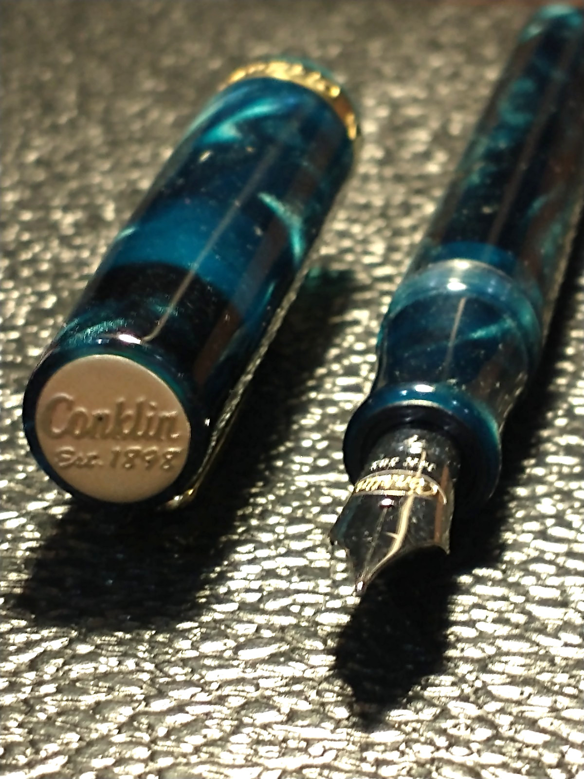 BEAUTIFUL OVERSIZED CONKLIN 14K 585 SOLID GOLD FINE NIB VINTAGE FOUNTAIN PEN
