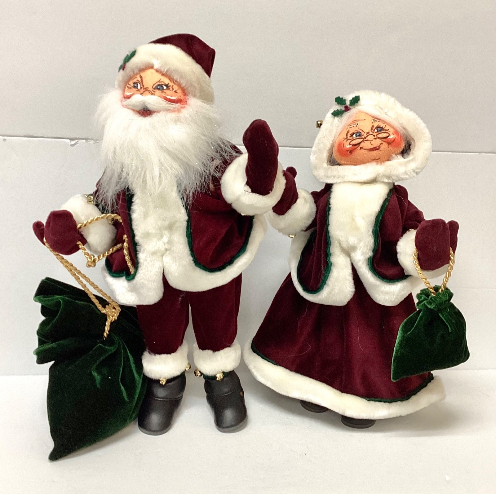 2005 Lot of 2 ANNALEE \