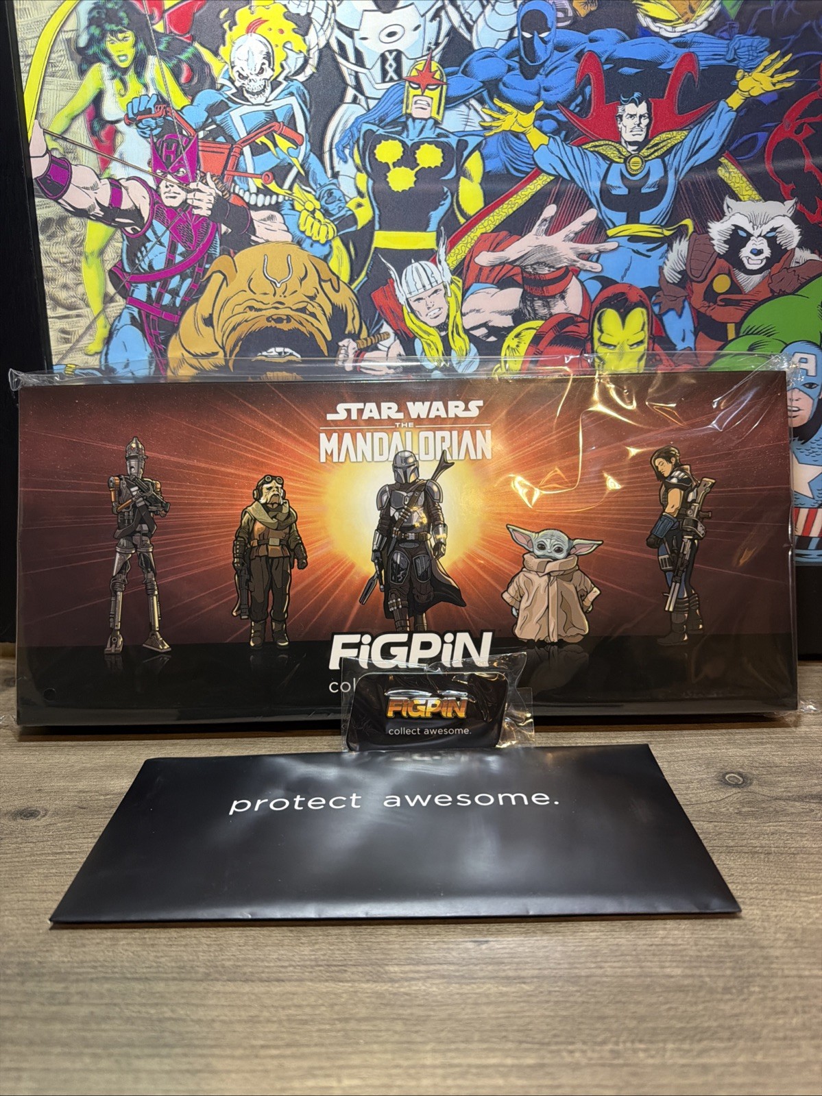 NEW The Mandalorian Deluxe FiGPiN Box Set With Logo Pin & Protectors All Locked NEW The Mandalorian Deluxe FiGPiN Box Set With Logo Pin & Protectors All Locked