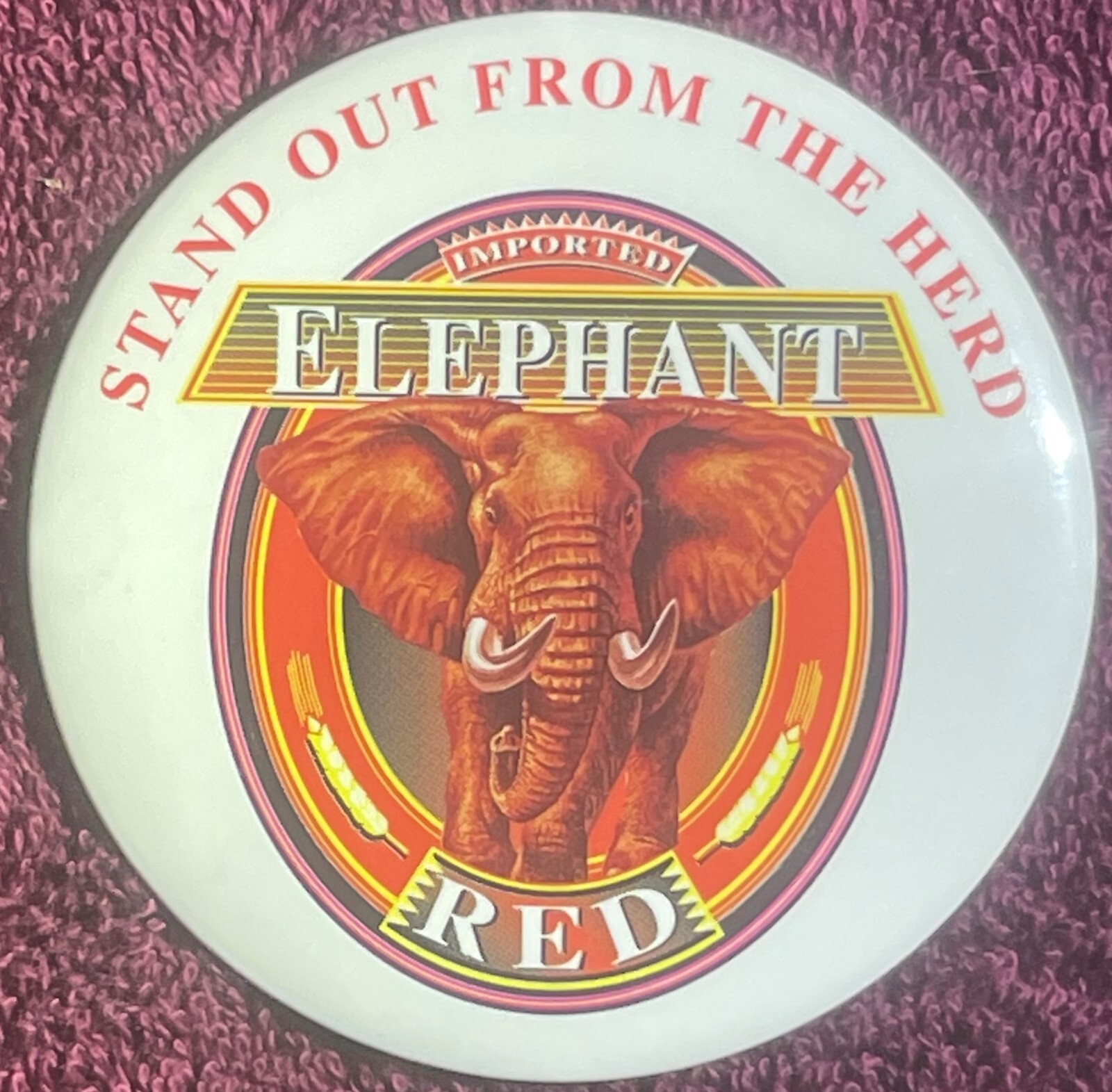 🐘 Vintage 1990s Elephant Red Beer Pin \