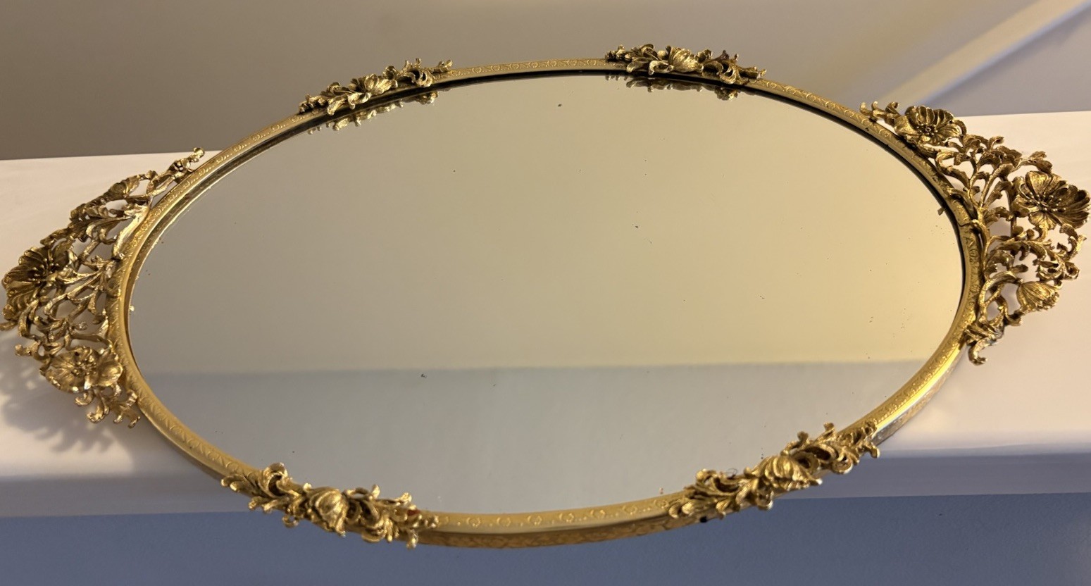 Vtg Matson 568 Ornate Oval Golden Roses Vanity Mirror Tray Ormolu 26x9 Velvetpad Vtg Matson 568 Ornate Oval Golden Roses Vanity Mirror Tray Ormolu 26x9 Velvetpad