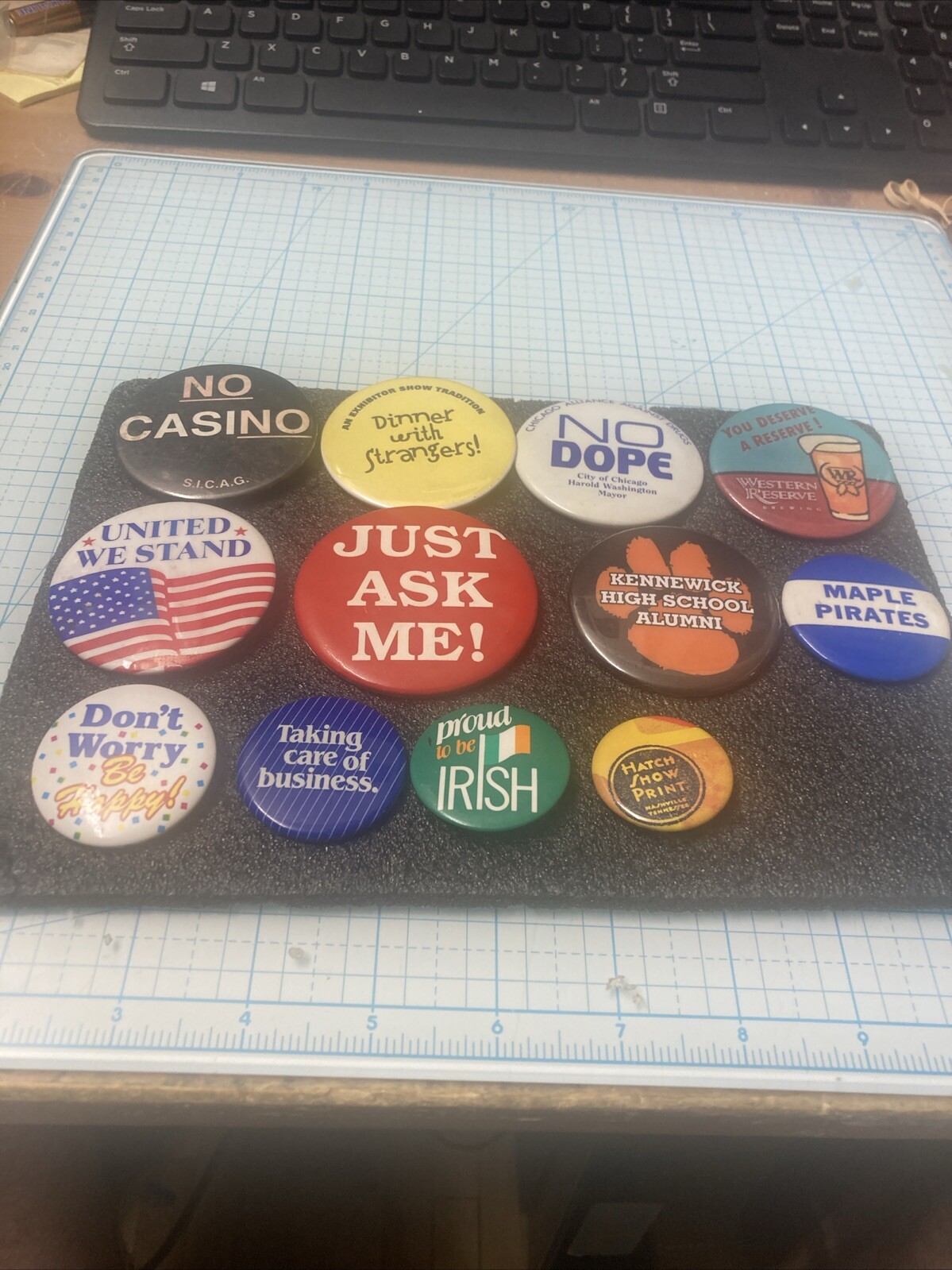 12 Used Vintage Mixed Themes Round Pinbacks/Pins. Some US Made. Nice LOOK- DEAL