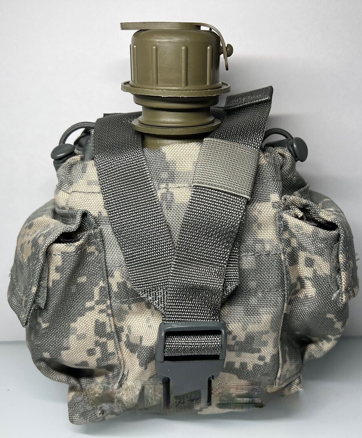 1QT Canteen with ACU Pouch - Genuine USGI Military Canteen 1 Quart UCP Cover VGC