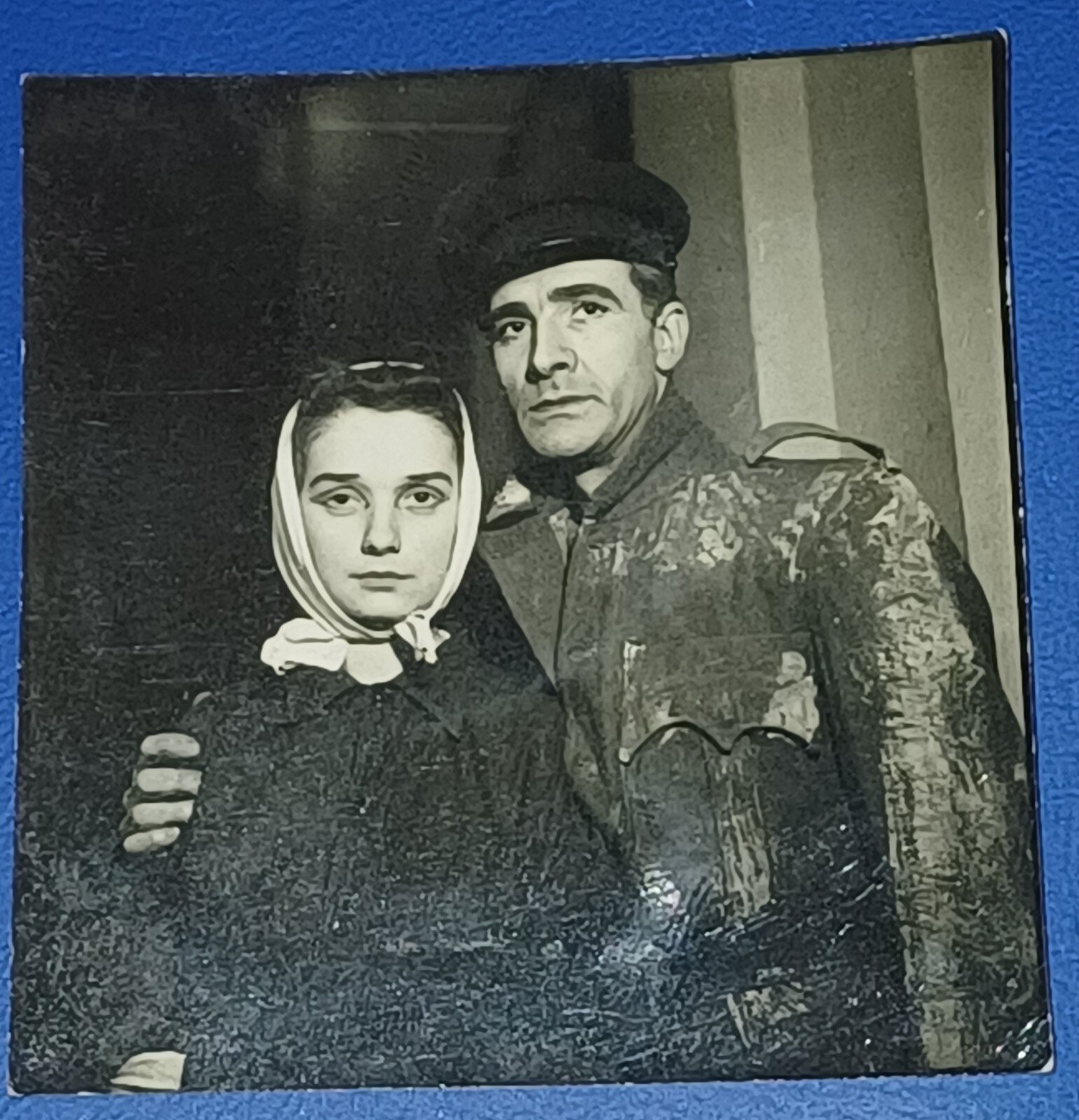 WW1 COUPLE PHOTO BRITISH SOLDIER  B.M. BEF MILITARY SERVICE MIDDLE EAST 1918?