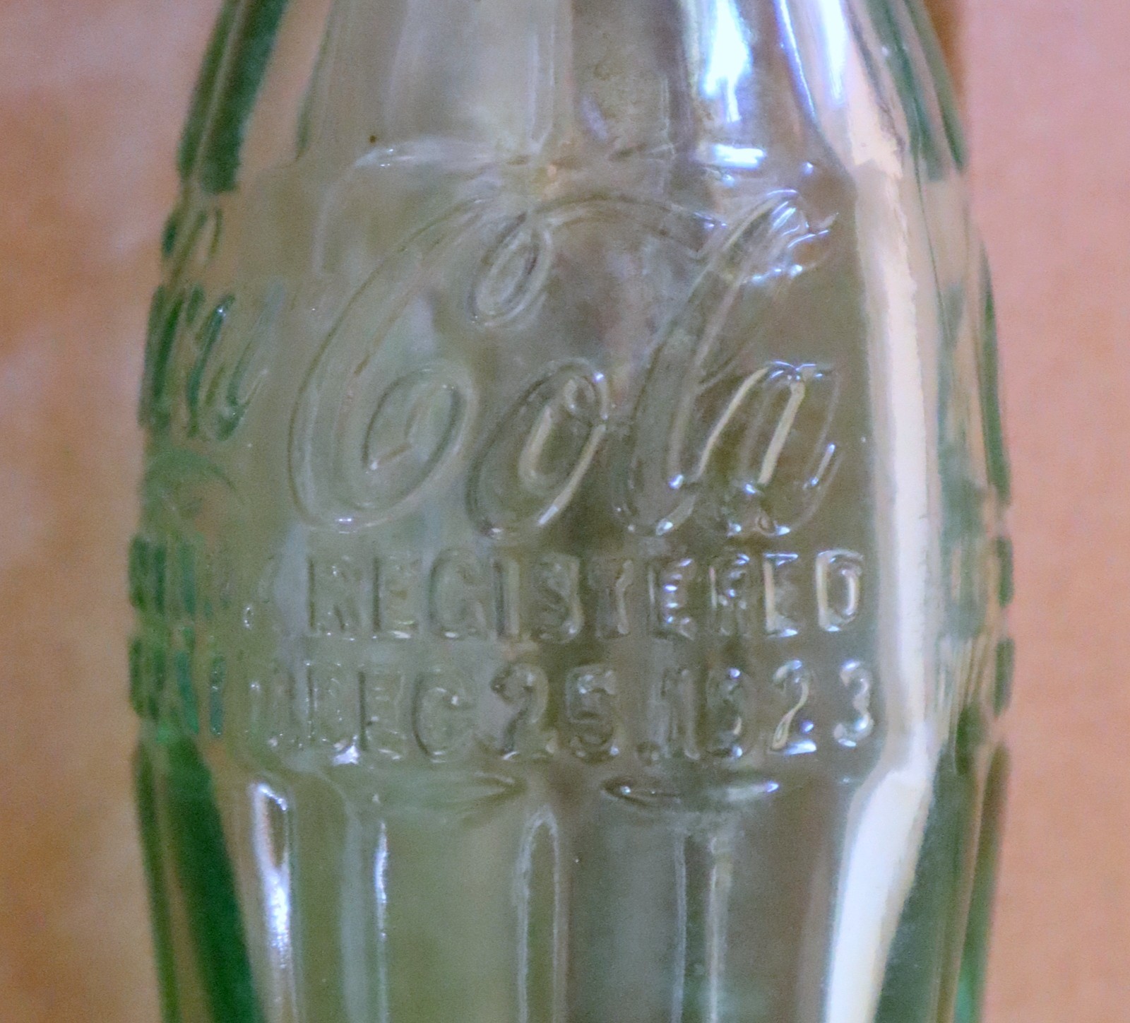 RARE-ORIGINAL PAT’d DEC. 25, 1923 COCA COLA “VILLISCA, IA.” HOBBLESKIRT – EXC+ RARE-ORIGINAL PAT’d DEC. 25, 1923 COCA COLA “VILLISCA, IA.” HOBBLESKIRT – EXC+