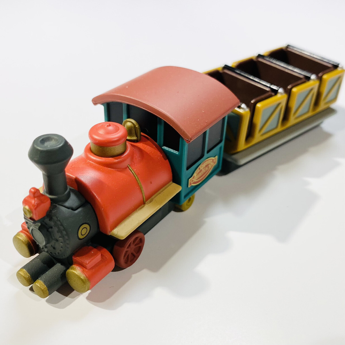 Disneyland Big Thunder Mountain Railroad Mini Toy Car Tomica Tokyo Disney  Japan