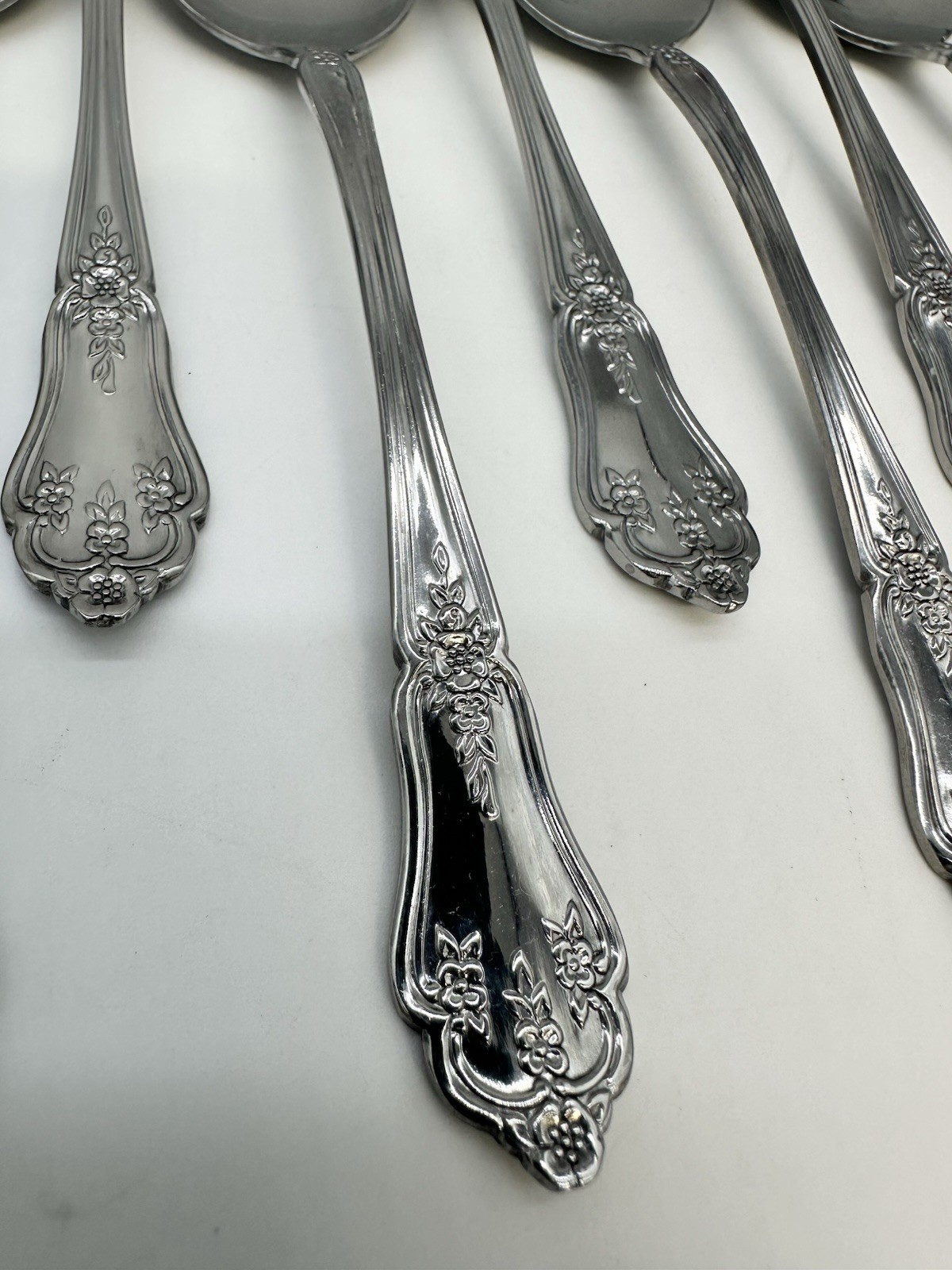 Vintage Silverware Stainless Rogers Co Stanley Korea Lot of 60 Pieces Floral