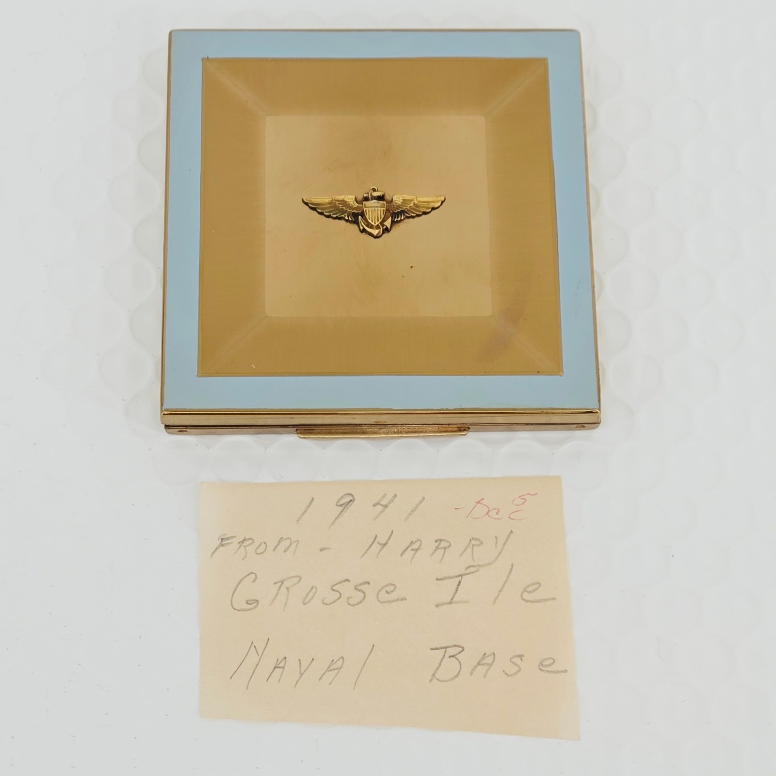 Henriette US Navy Pilot Wings Compact Grosse Ile Naval Base Vintage 1941 Rare