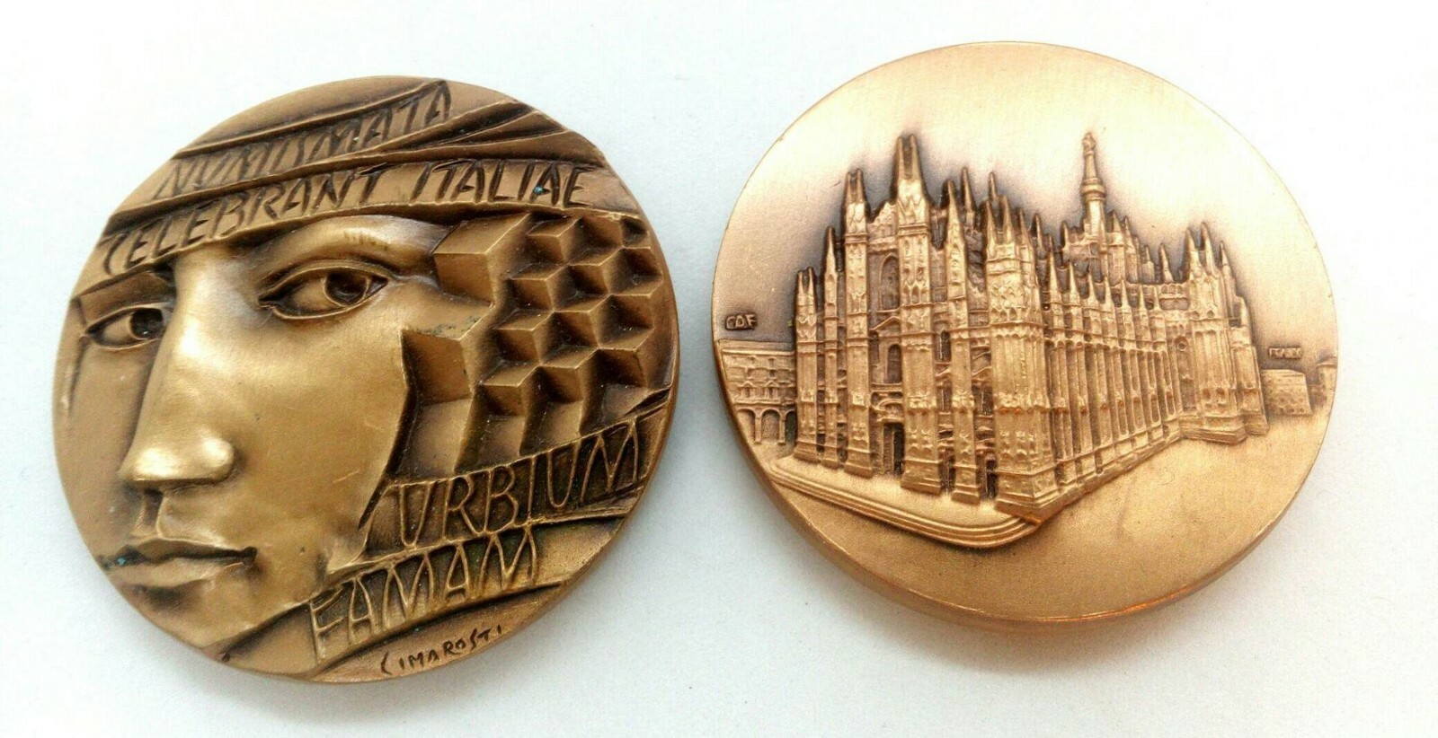 Milan Cathedral Collectible Bronze Medal, Made in Milan, Italy, w/Free Postcard Milan Cathedral Collectible Bronze Medal, Made in Milan, Italy, w/Free Postcard