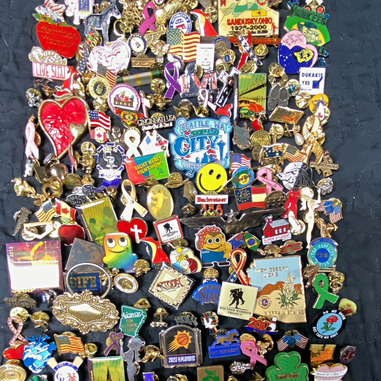 Large Mixed Lot Enamel Lapel Pins & Pinback Badges Awareness Ribbons Flags0
