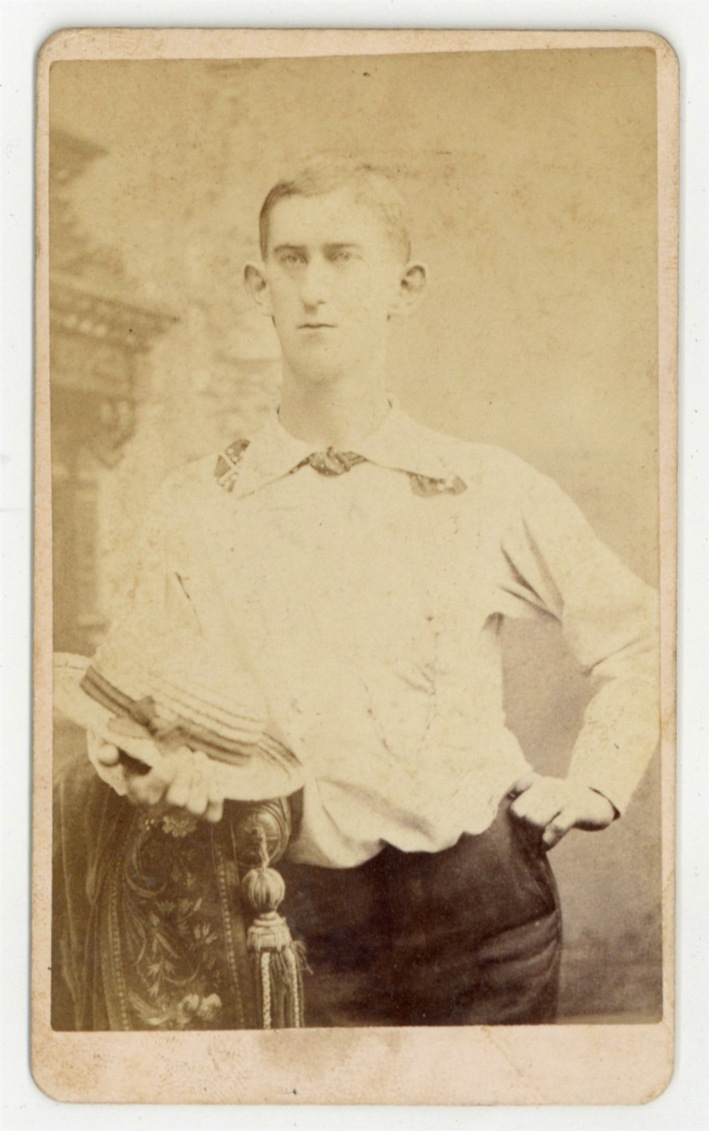 Guy With Unusually Large Ears 1860 Holding Straw Hat CDV Photo Richmond Va. 