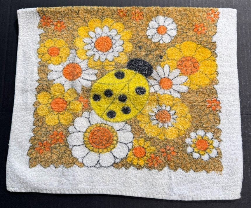 Vintage 70s Yellow Daisy Ladybug Hand Towel Retro Floral Flower Power Craft