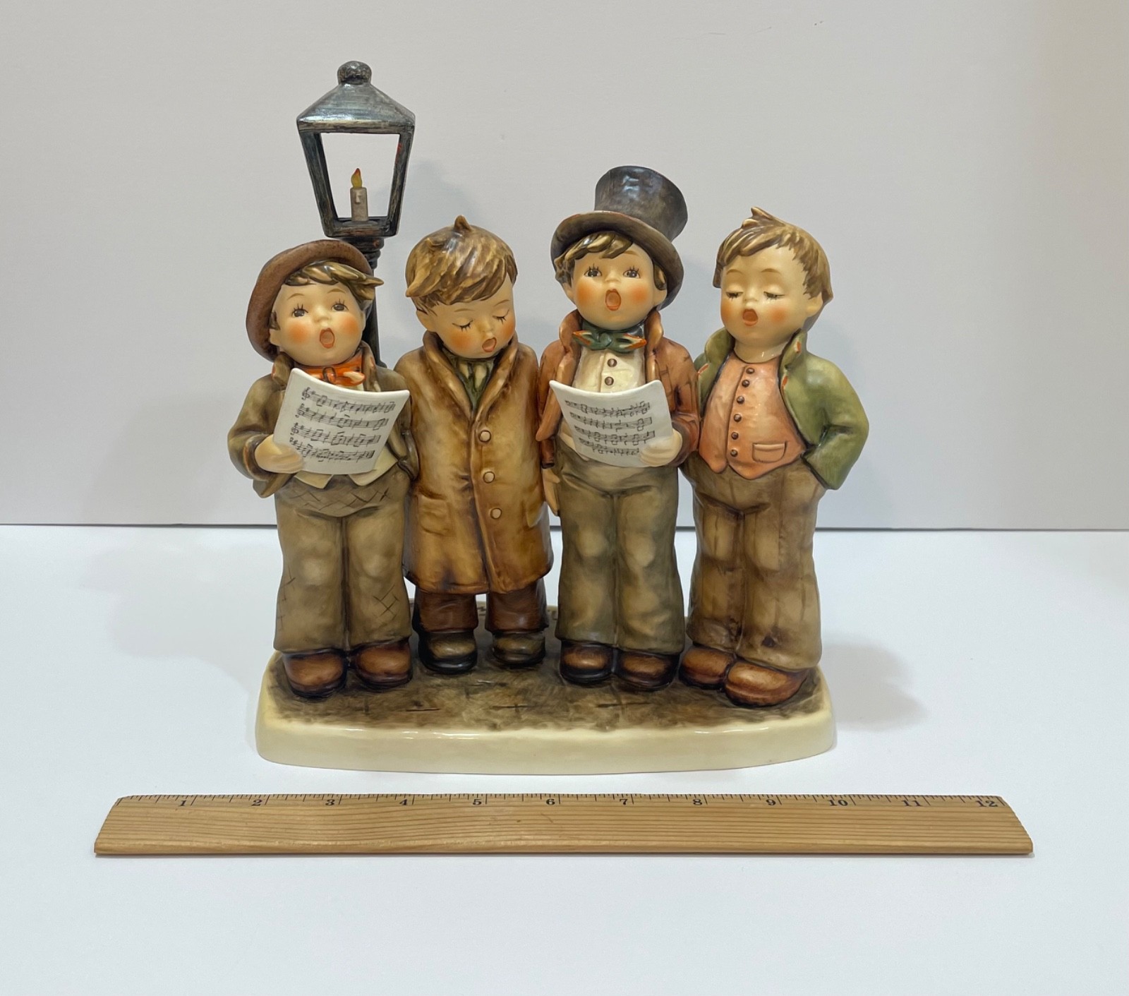 Large 9 1/2 in Harmony In Four Parts Sangerquartett Hummel Goebel figure statue