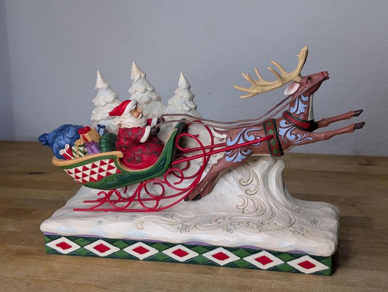 Jim Shore Here Comes Santa Sleigh with Reindeer Christmas Statue 6006635