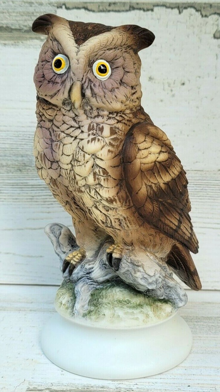 Horned Owl Hand Painted Lefton VTG Porcelain Statue Figurine KW866 Japan EUC