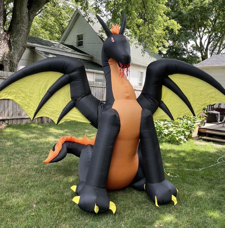Gemmy 11ft LED Dragon Halloween Inflatable Airblown Yard Decor Home Accents