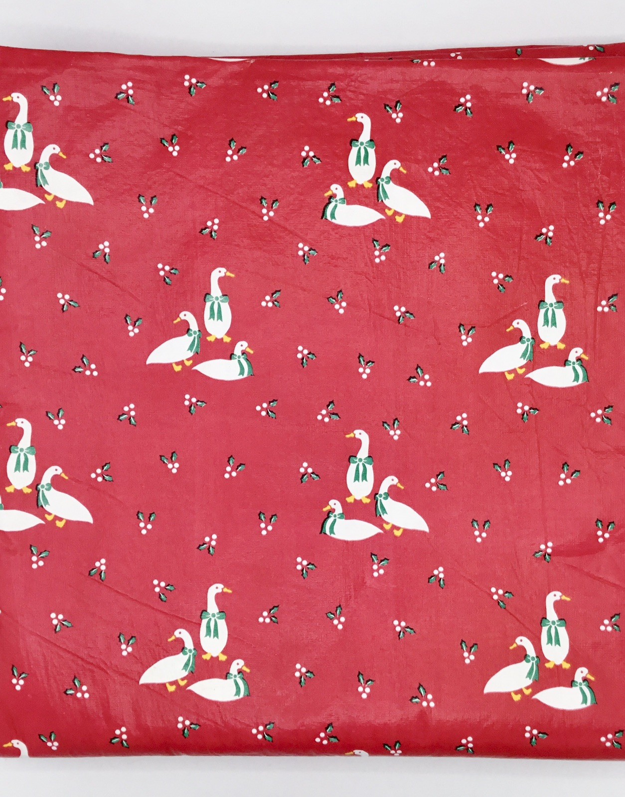 Vtge 80’s Country Geese Red Vinyl Tablecloth Flannel Back- NEW OS- 52”