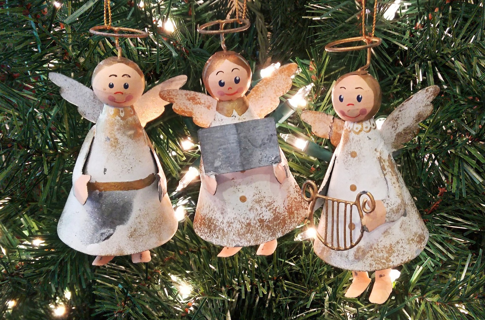 3Pc Vintage 1970s Rustic Metal Angel Bell Trio Shabby Chic Christmas Ornaments😇