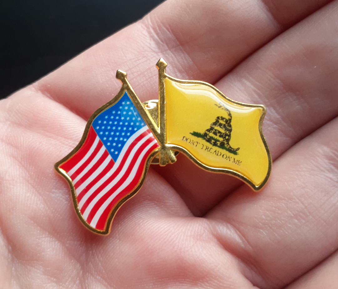 AMERICAN AND GADSDEN FLAGS PIN metal enamel patriotic U.S. Don't Tread On Me