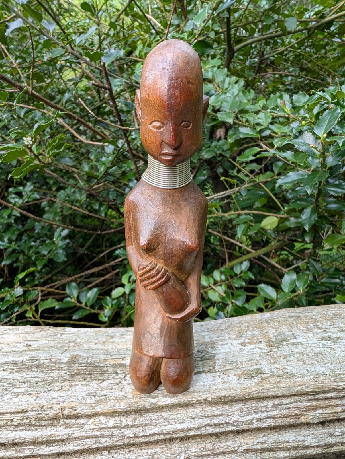 Antique Nigerian Yoruba Wood Carving Kneeling Woman Holding Vase Olumeye 7.5”