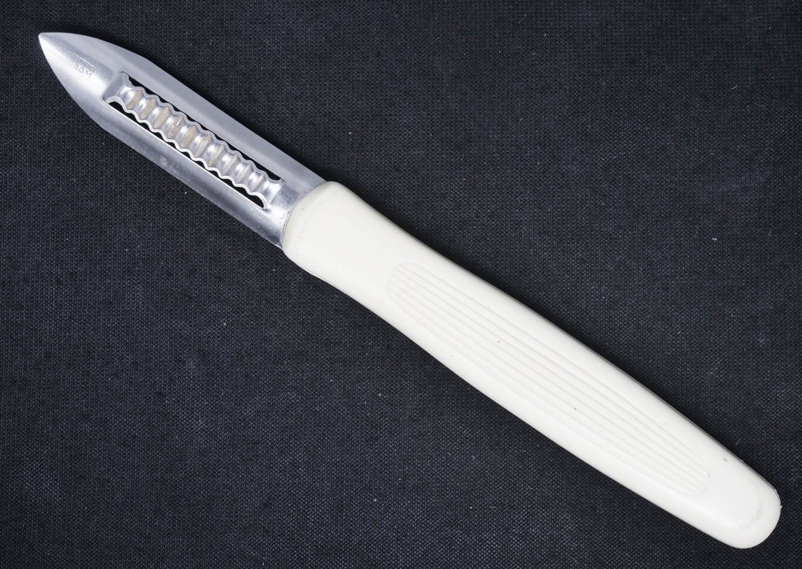 Vintage DBGM Rostfrei Peeler 6\