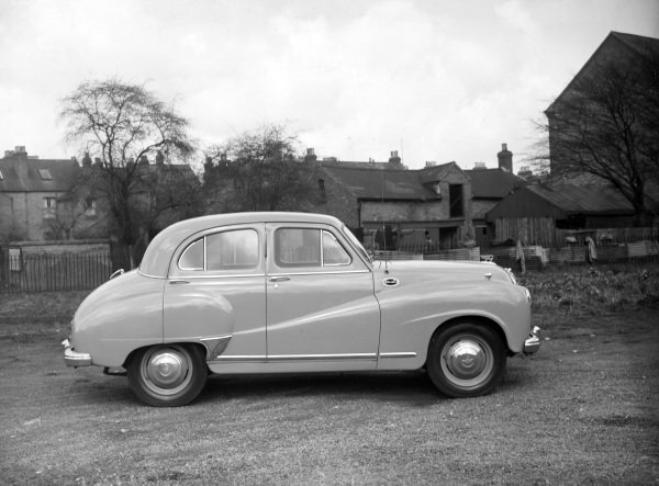 Austin A70 1950 Advertising Motor Show Car Old Photo Austin A70 1950 Advertising Motor Show Car Old Photo