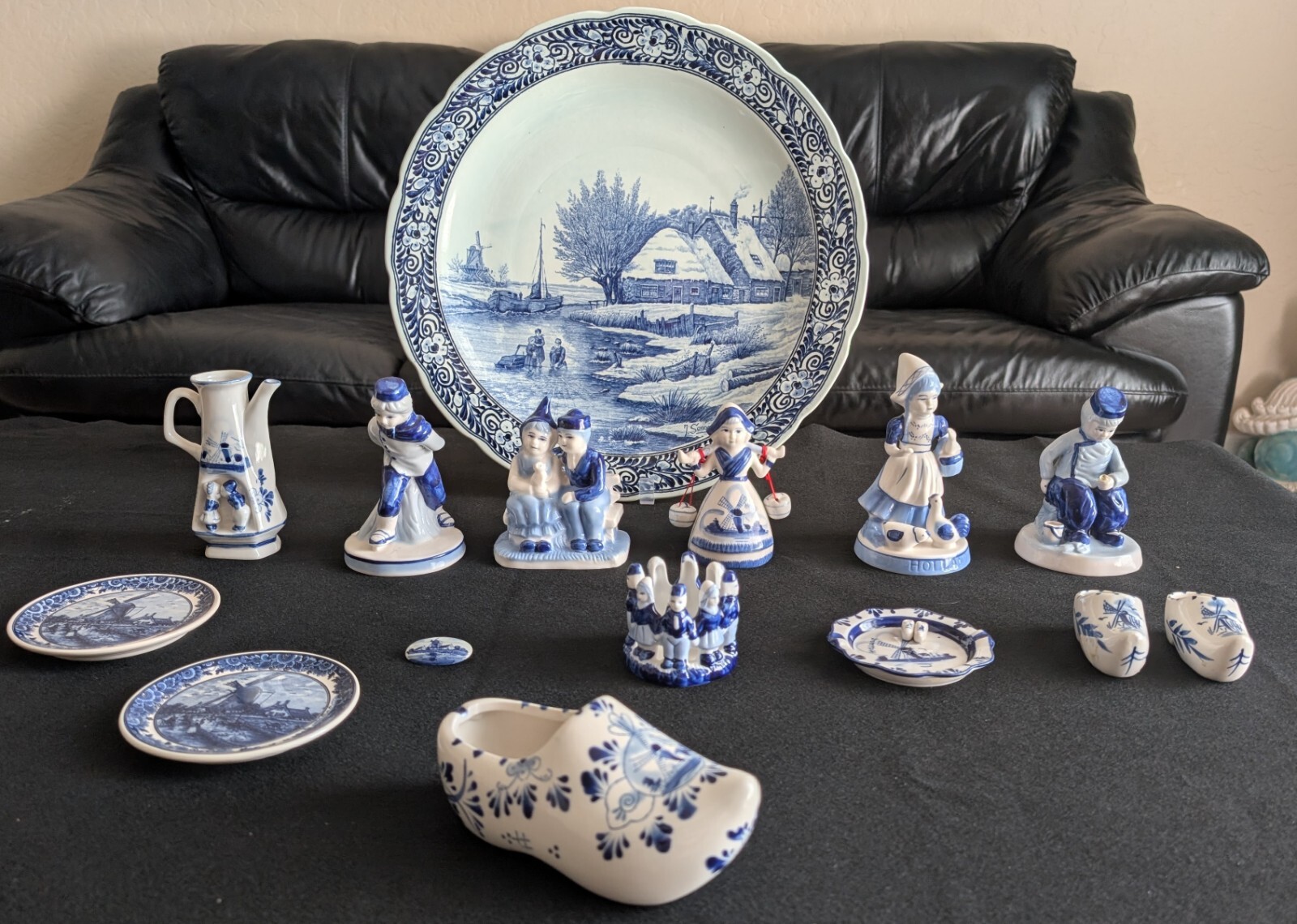 15-Piece Delft Collection