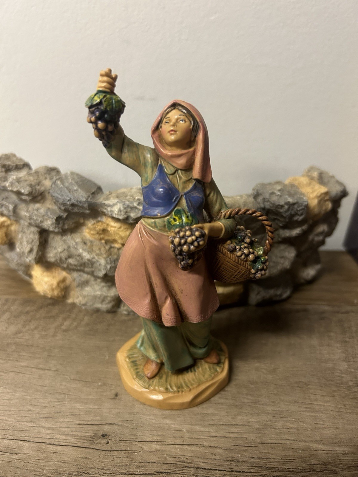Fontanini Roman Carmi Figure 5\