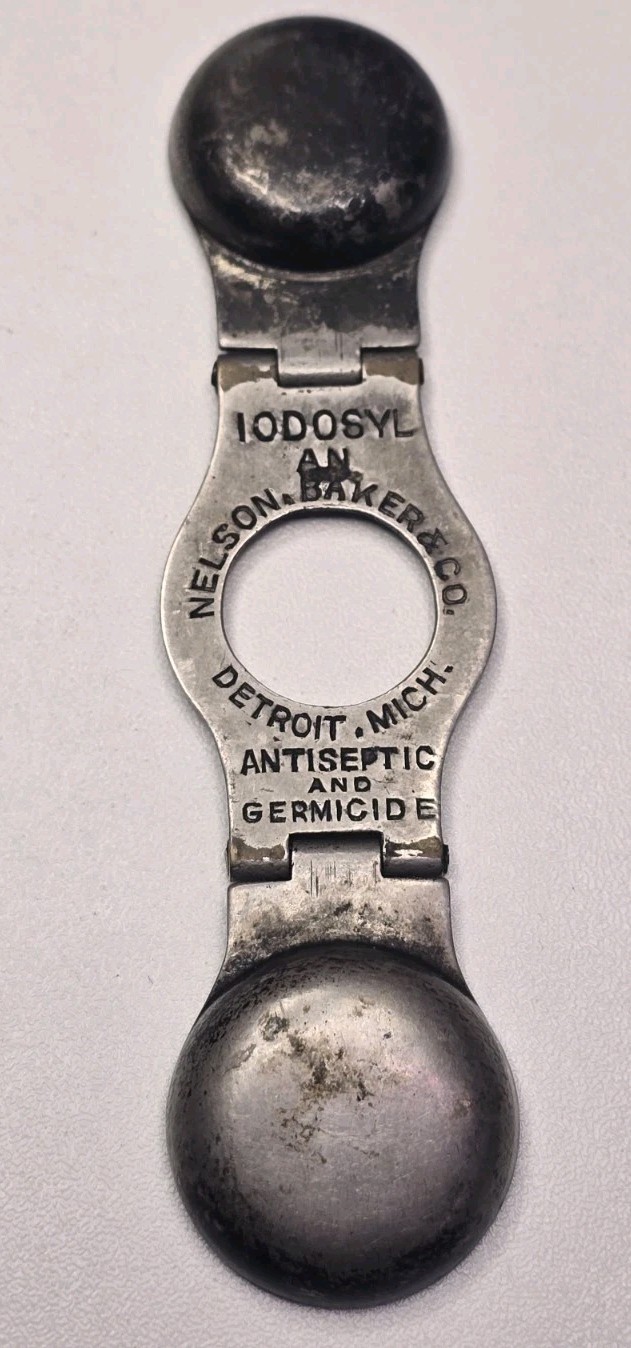 Antique Nelson Baker & Co Folding Medicine Spoon Iodosyl Germicide Detroit MI