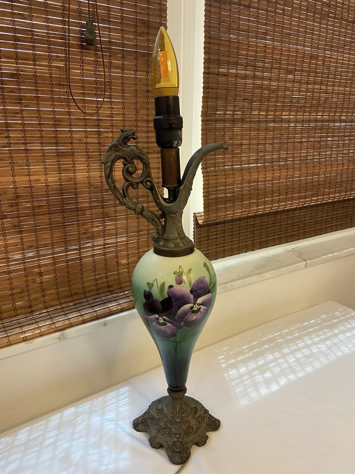 Vintage Antique French Victorian Table Lamp From Late 1800’s WORKS RARE Gorgeous Vintage Antique French Victorian Table Lamp From Late 1800’s WORKS RARE Gorgeous