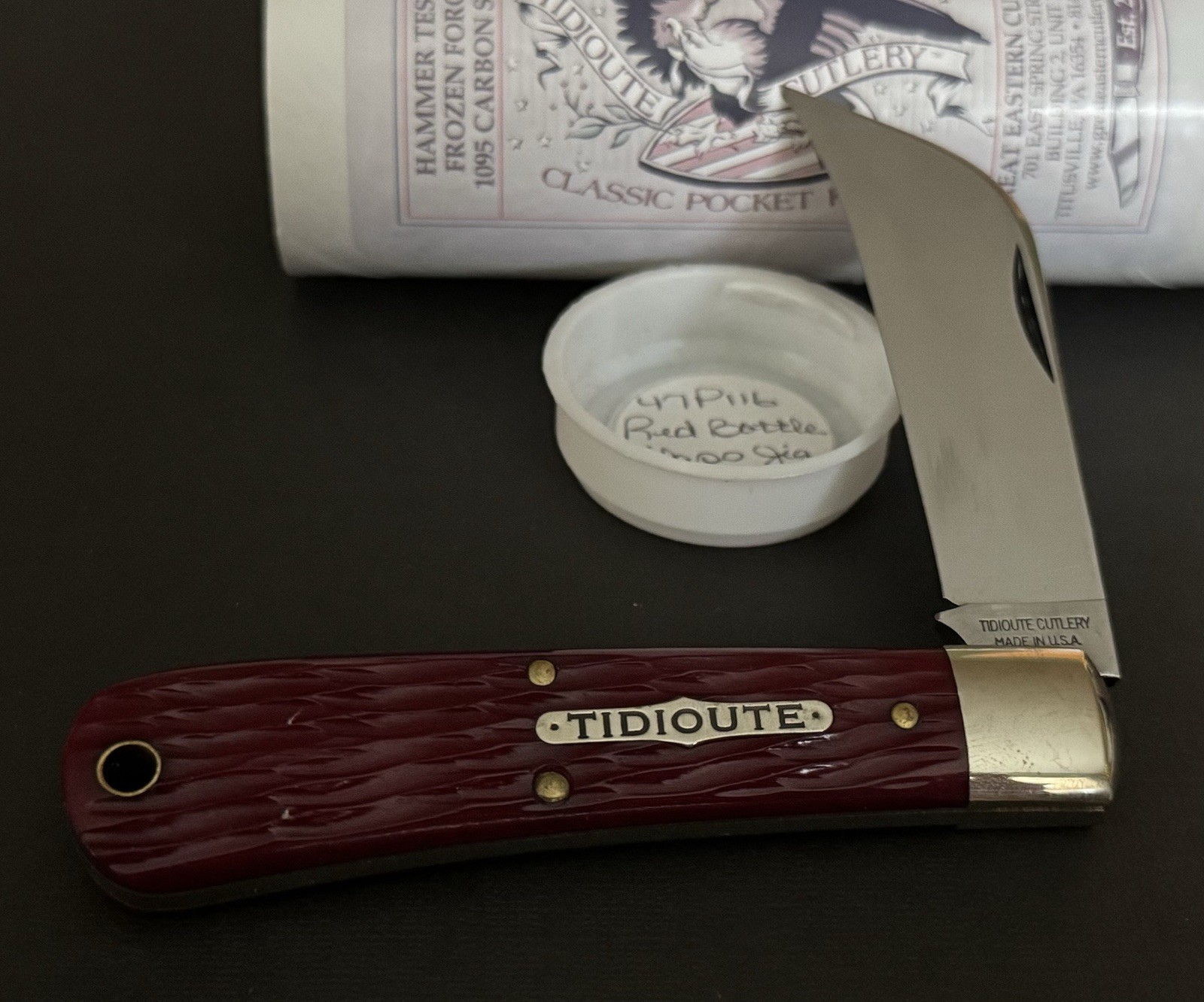 🔥 2016 GEC 47 Great Eastern Cutlery 47P116 Red Bottle Glass Jig Bone Knife