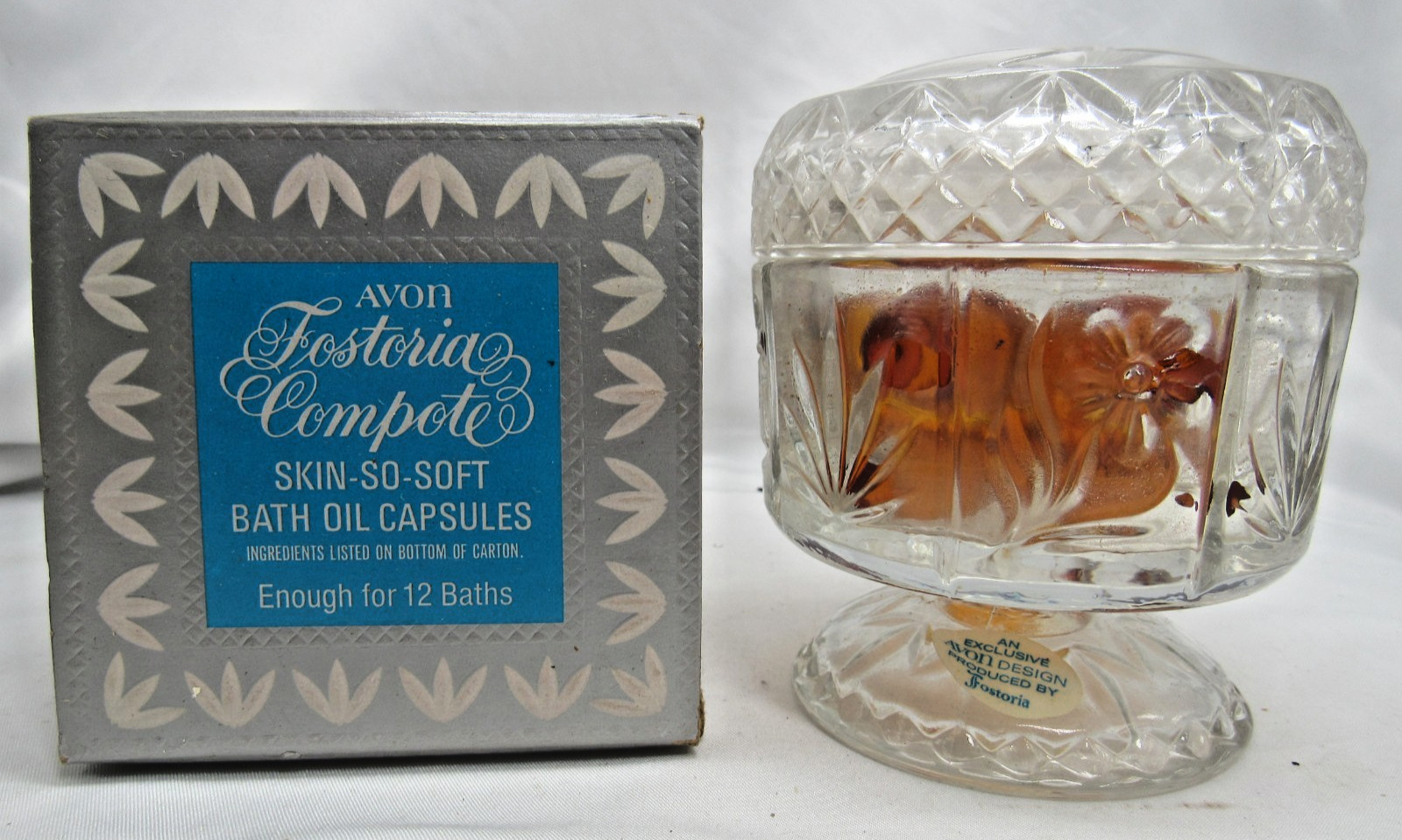 Avon FOSTORIA COMPOTE SKIN SO SOFT BATH OIL CAPSULES BOX 1974