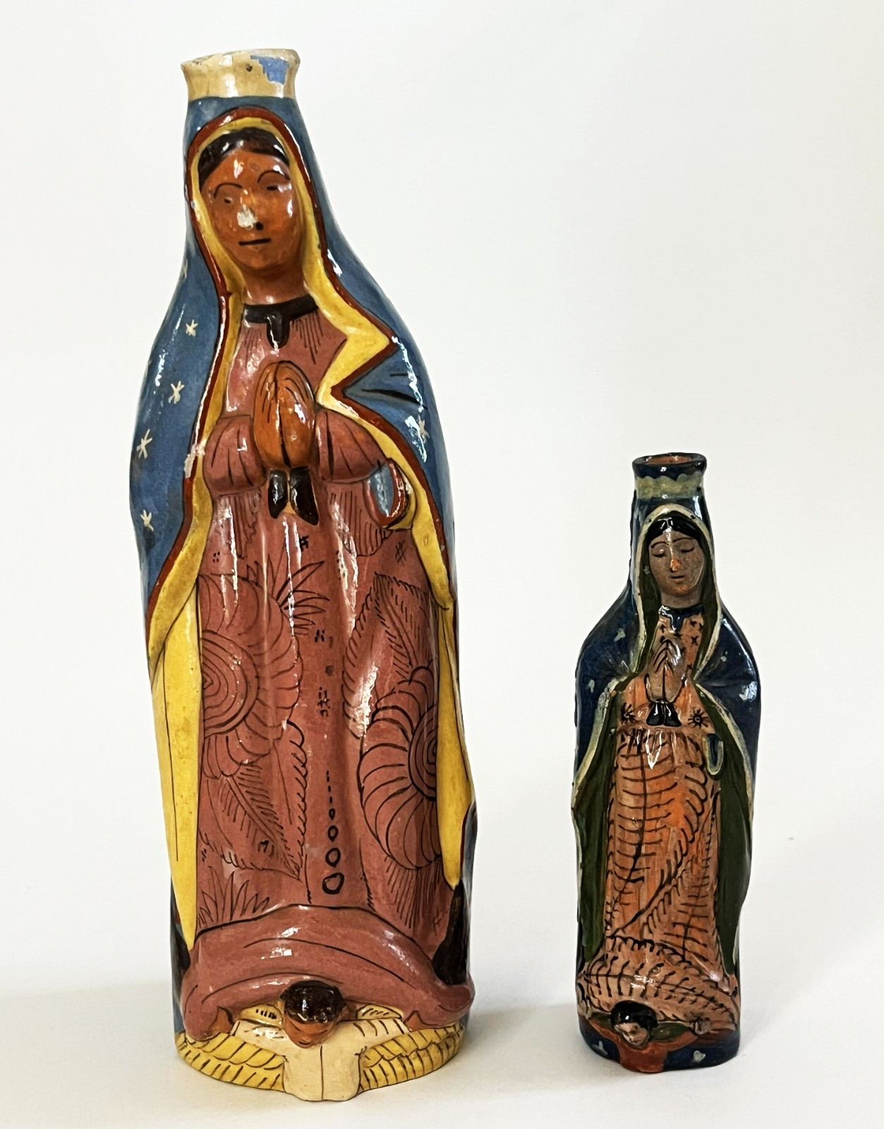 2 MEXICAN TLAQUEPAQUE VIRGEN GUADALUPE VIRGIN MARY CLAY POTTERY 11\