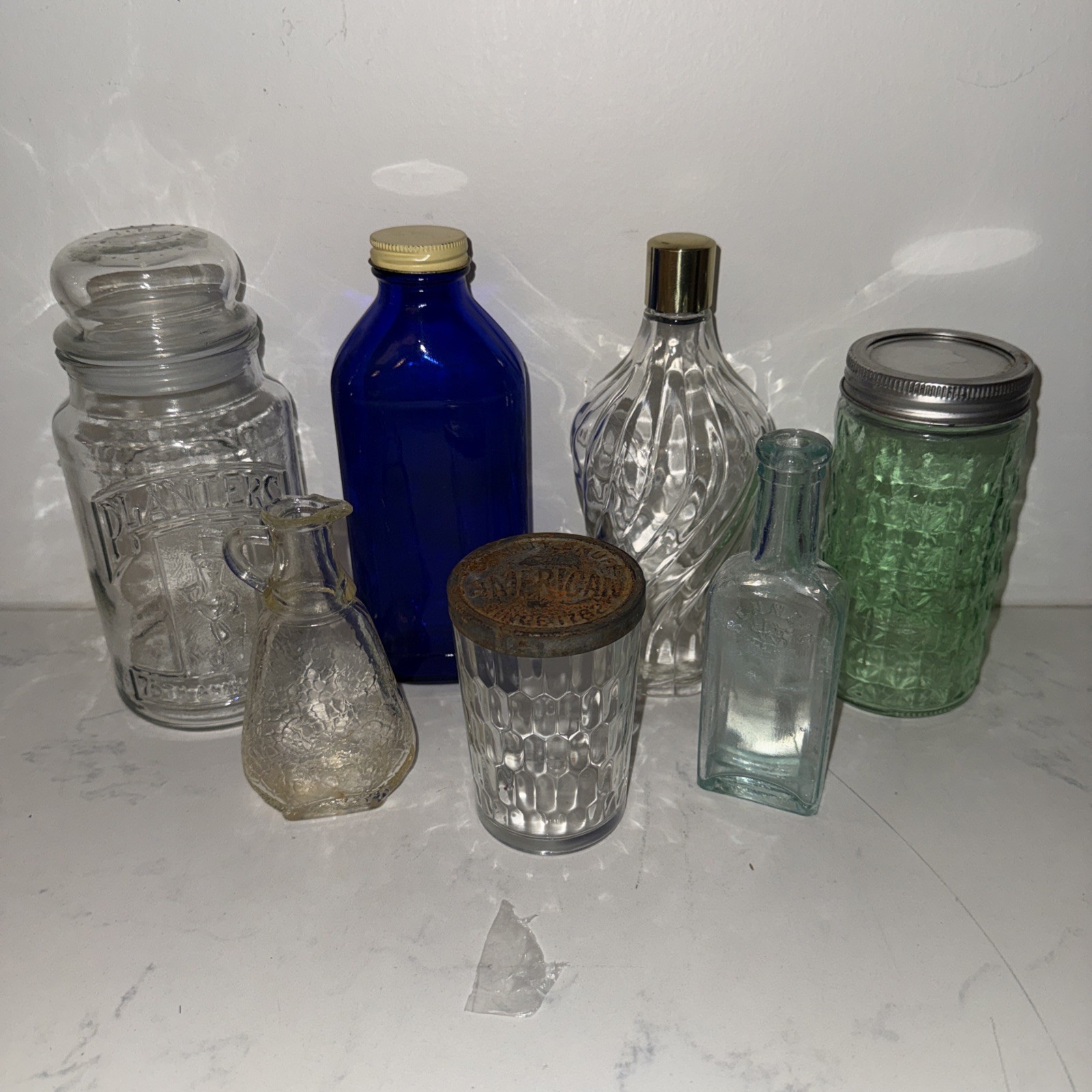 lot of 7 Vintage bottles And Jars