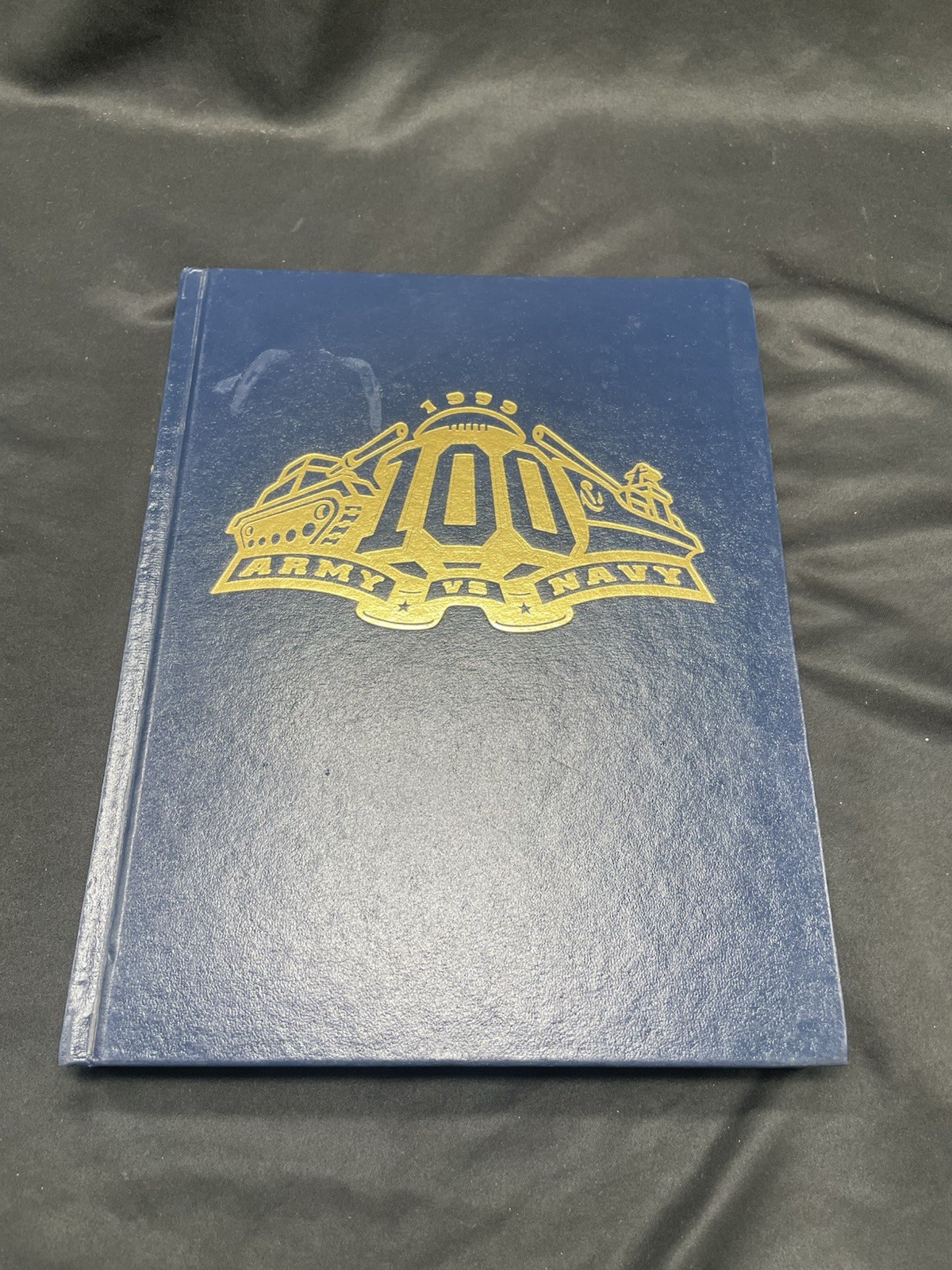 Vintage 100 Yr Army Vs Navy Book See Pics Good Condition