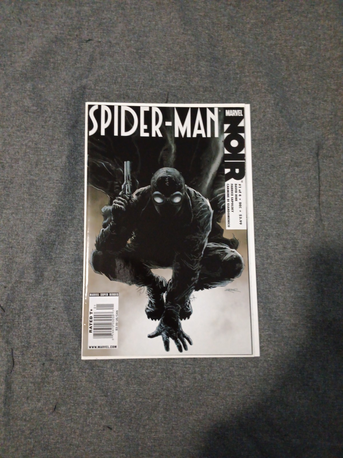 Spider-Man Noir #1 NEWSSTAND,LESS THAN 330 PRINTED , SCARCE HIGH GRADE Spider-Man Noir #1 NEWSSTAND,LESS THAN 330 PRINTED , SCARCE HIGH GRADE