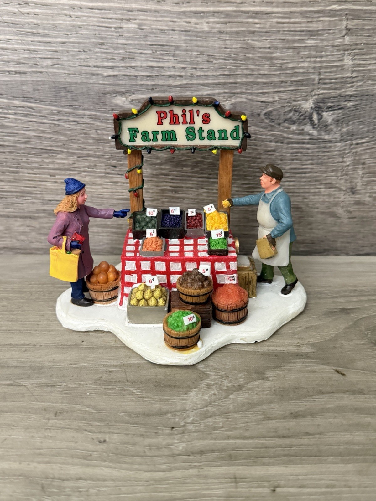 Phil\'s Farm Stand 2003 Lemax Village Collection Resin Figurine #03334