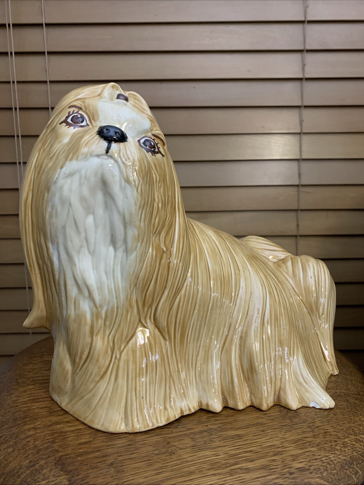 Vintage Ceramic figurine Shitzu, Pekingese, or Havanese dog Very Collectable