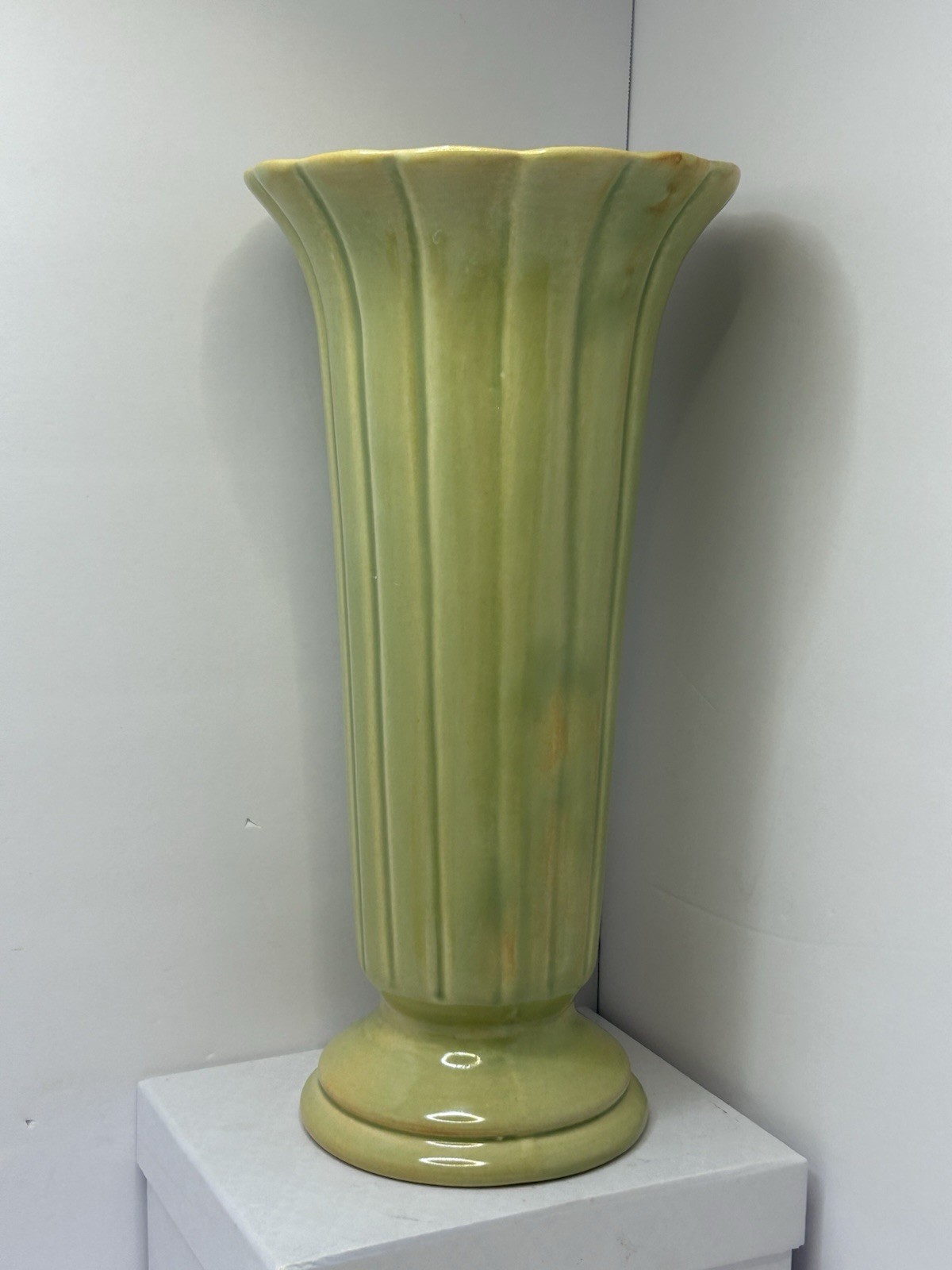 Vintage MCM Royal Haeger Green Fluted Pedestal Vase  10.4” Unmarked